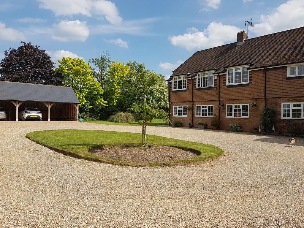 Latchmead Bed & Breakfast Stansted Mountfitchet Exterior foto